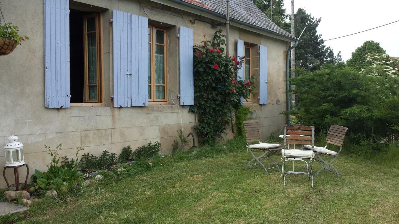 Le Petit Savriere B&B Tronget Kültér fotó