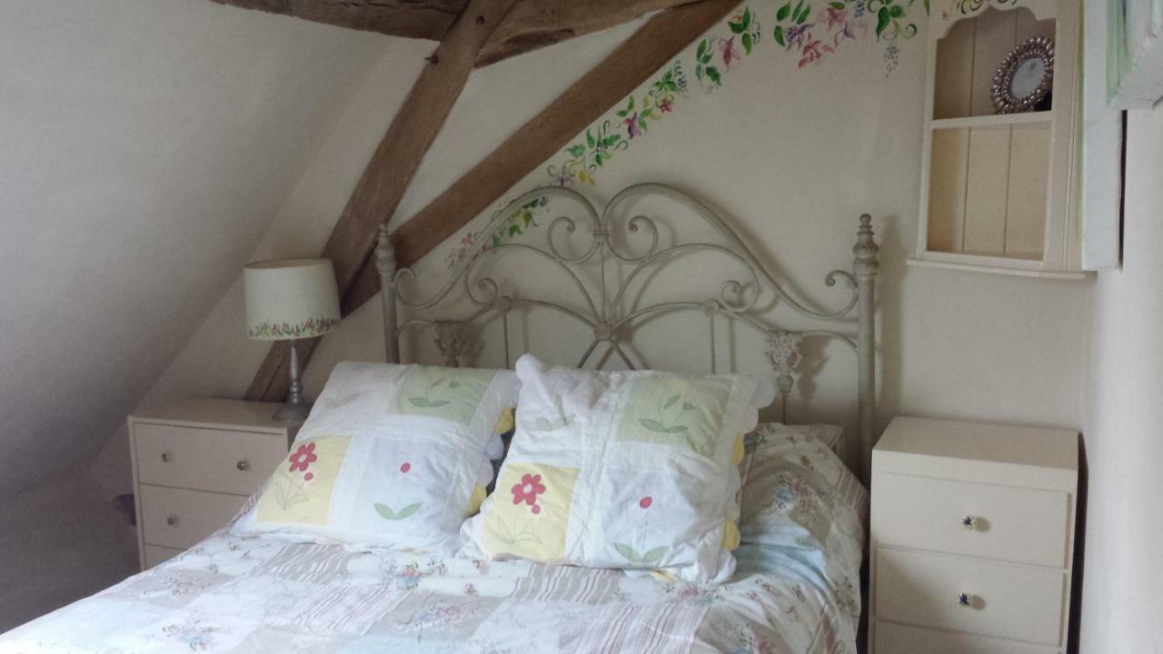 Le Petit Savriere B&B Tronget Kültér fotó