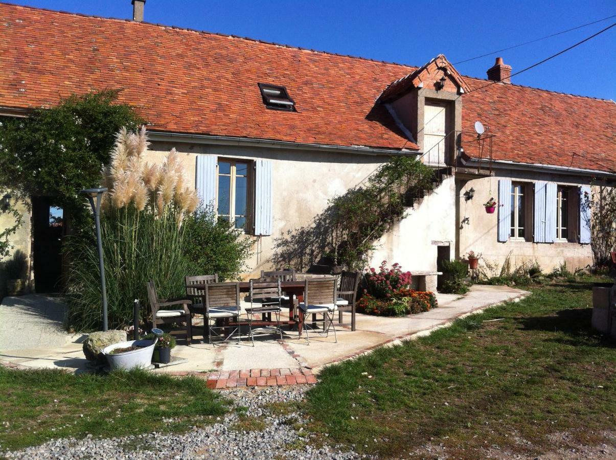 Le Petit Savriere B&B Tronget Kültér fotó