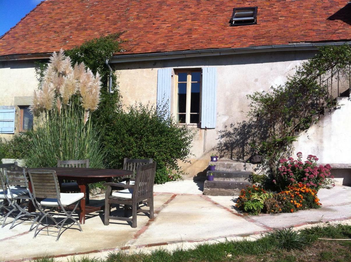 Le Petit Savriere B&B Tronget Kültér fotó