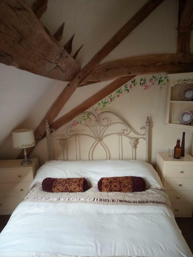 Le Petit Savriere B&B Tronget Kültér fotó