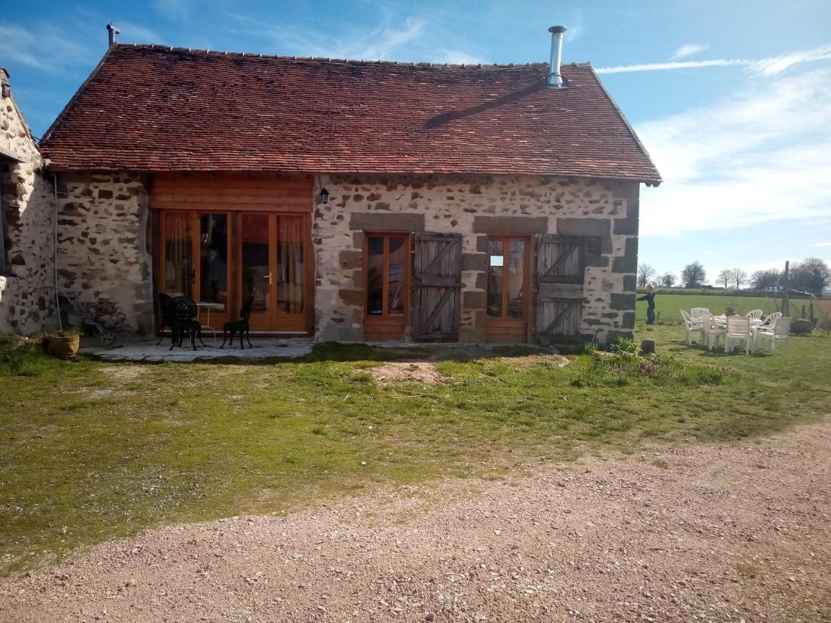 Le Petit Savriere B&B Tronget Kültér fotó